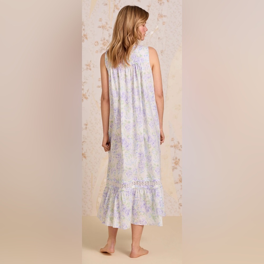 The "Eileen" Lavender Echo Cotton Lawn Ballet Nightgown - Picture 3 of 3